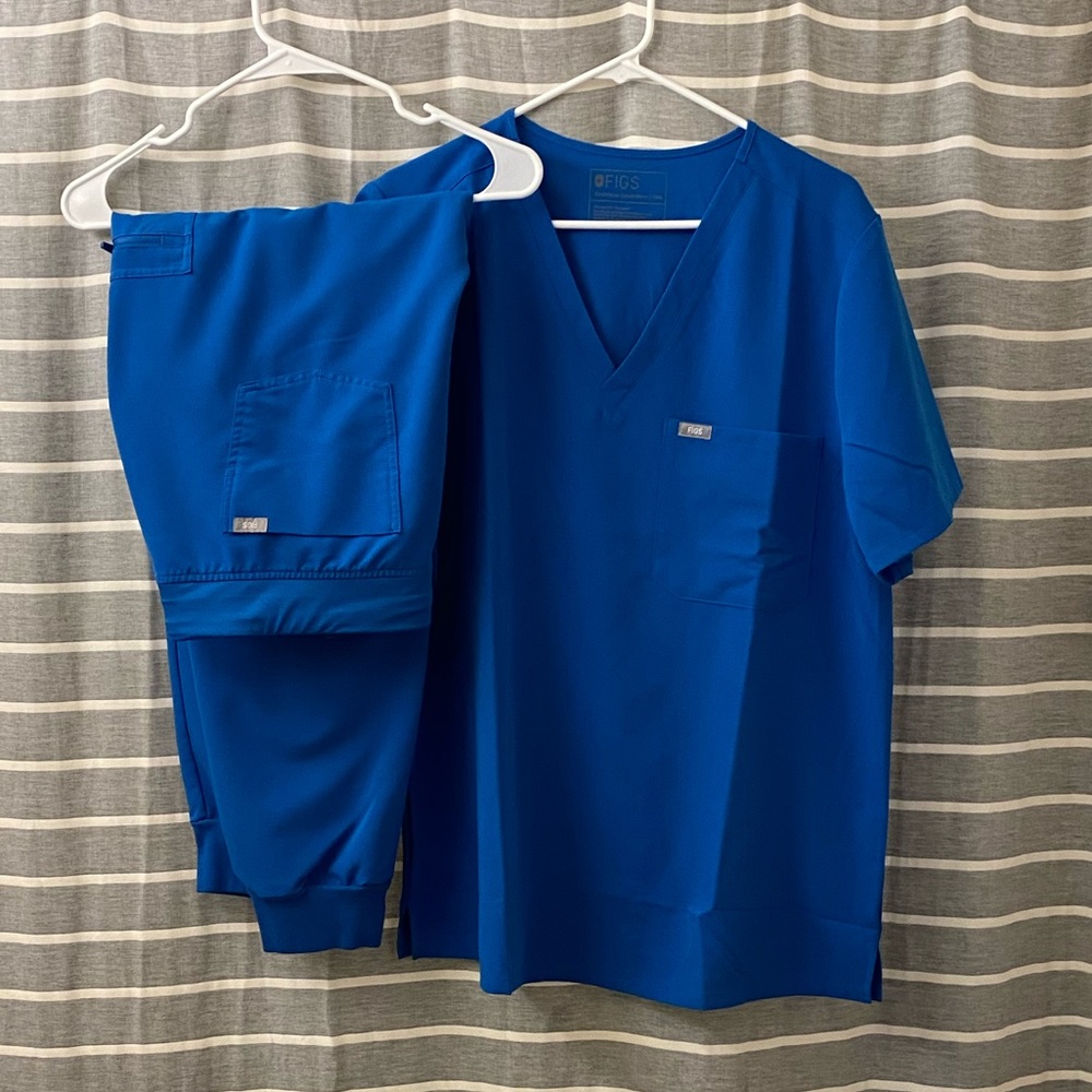 ROYAL BLUE Figs scrub set